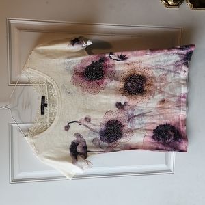 Lace Short-Sleeved Top Color Cream/Purple Florals Size S
